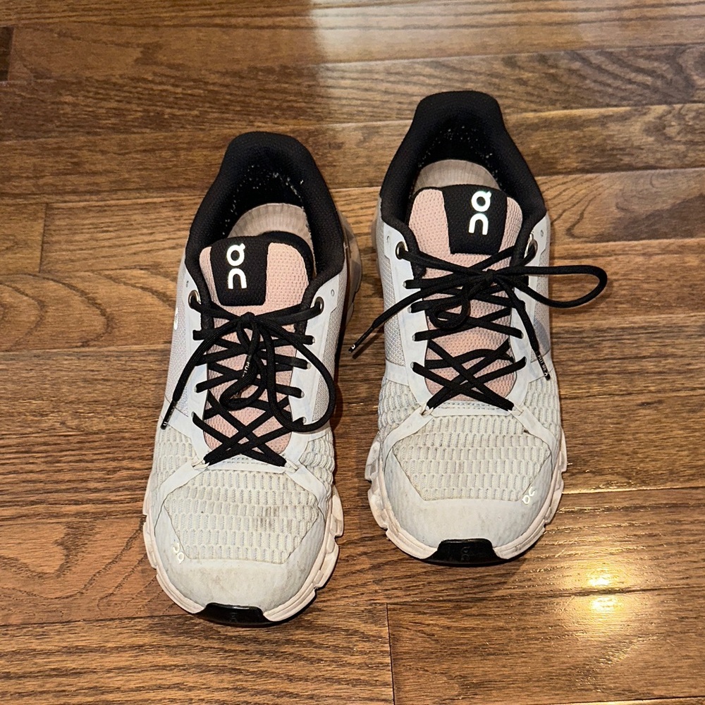 On Running Women's Sneakers in Black and White